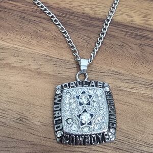Dallas Cowboys 1977‎ Championship Pendant Necklace Silver Superbowl